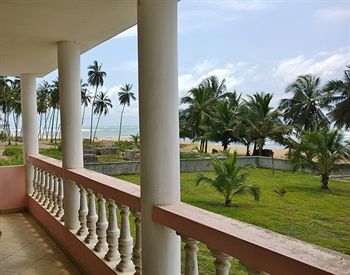Afiki Resort Elmina Екстер'єр фото